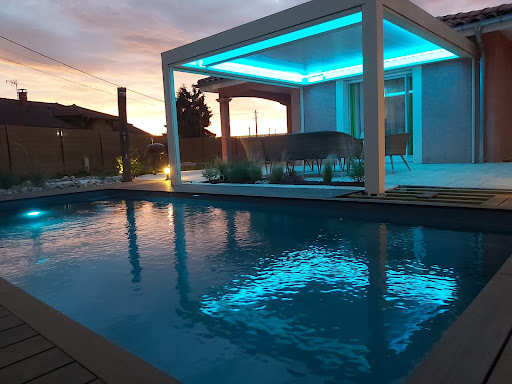 Photo de Bain de Soleil - Piscine et Spa