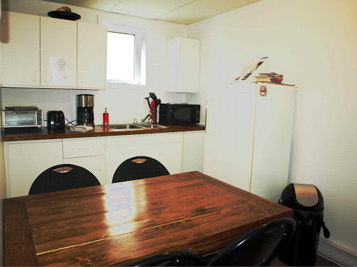 Unik Accommodation And Beauty Gallery - Canada