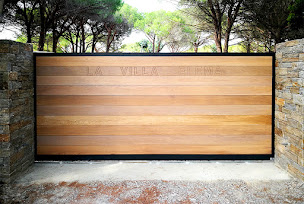 Photo n°6 de MC Design à Puget-sur-Argens (Atelier de menuiserie)