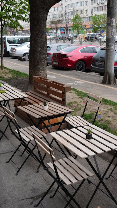 OZ Sandwich Coffee Bar - Bar in Sector 2