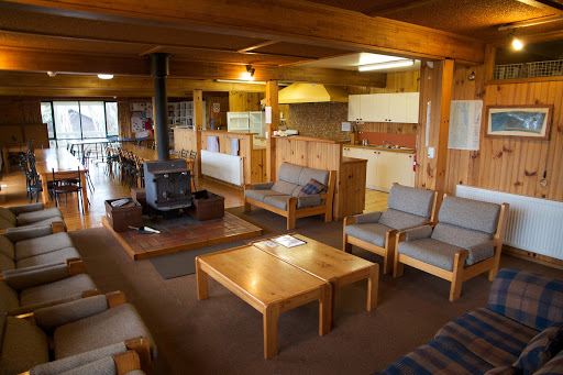 Edski Lodge - Thumbnail