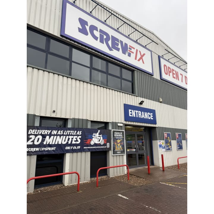 Screwfix Dudley photo 3