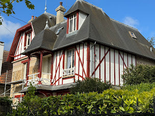 Photo n°4 de RENOV’FACADES à Livry-sur-Seine (Couvreur)