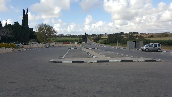 Ashkelon Alternative Cemetery, Author: AVI RAHAMIM