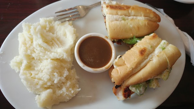 Roni's Diner and Restaurant