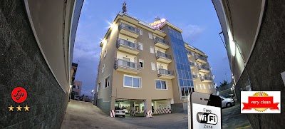 Photos of Luxor Hotel