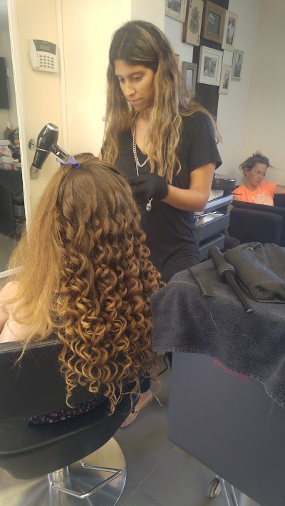 Photos of עינב בר עיצוב שיער ואיפור כלות