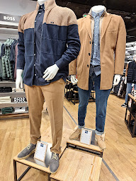 Photo n°6 de Size Factory Montpellier - Magasin de Vêtements Grande Taille Homme à Lattes (Magasin de sous-vêtements)