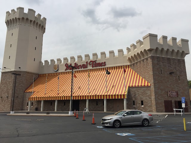 Medieval Times Dinner & Tournament