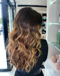 Photo n°16 de DESSANGE - Coiffeur Boulogne Billancourt à Boulogne-Billancourt (Institut de beauté)