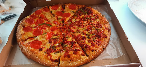 Neris's Pizza Shop