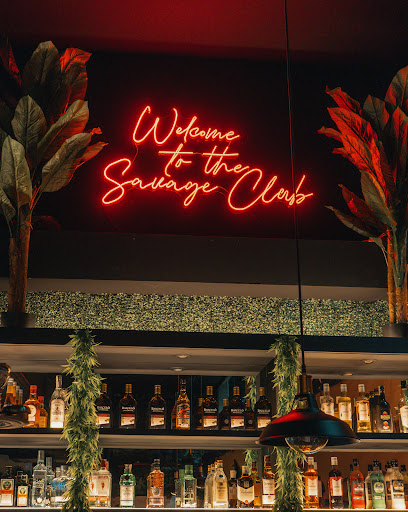 Lounge Savage Club
