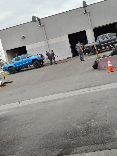 Perris Auto Glass - Thumbnail