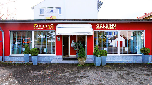 GOLDING Bestattungen - Waiblingen - Eine Marke der Charlotte Klinghoffer GmbH - Thumbnail
