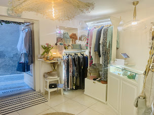 Photo n°17 de Chez Lucie à Grignan (Magasin de chaussures)