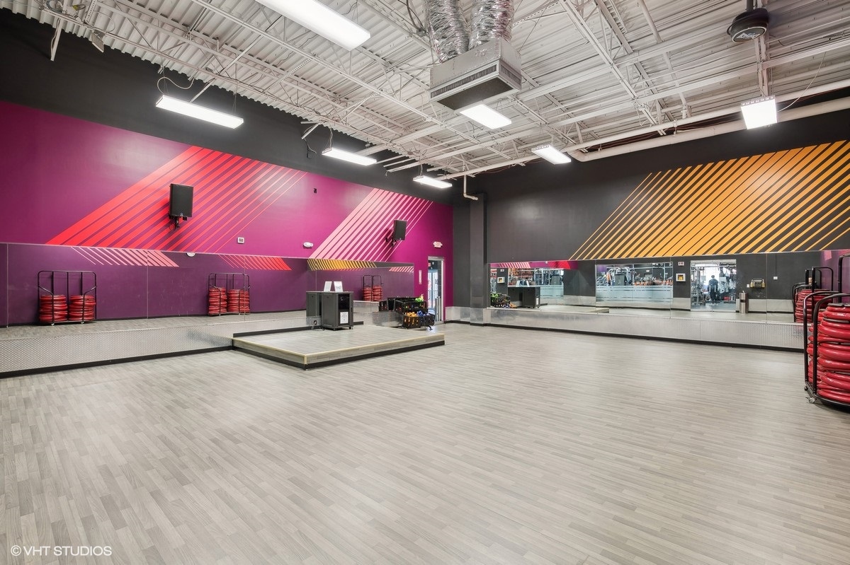 Crunch Fitness photo 11