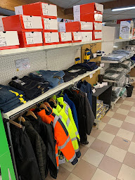 Photo n°6 de Leonard Daniel - Tout Faire à Soisy-sous-Montmorency (Fournisseur de fenêtres)