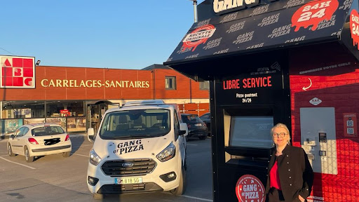 Photo 3 - Burger & Co