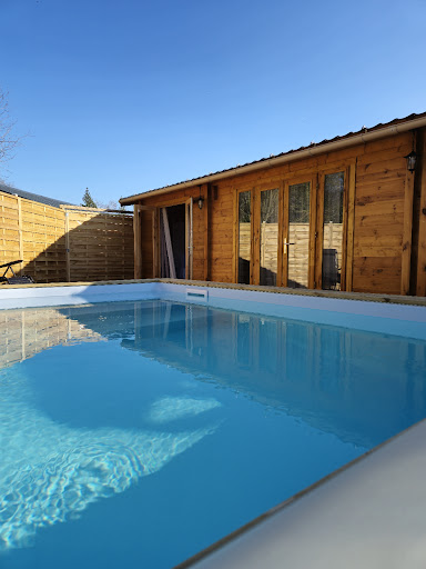 Photo de L'Enseigne Espace Chalet - Location bien être avec spa privatif à Venizel (02200)