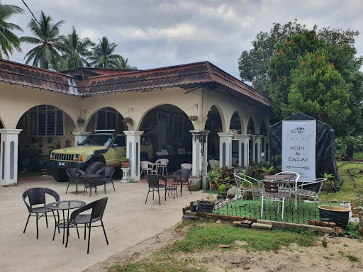 Cherofee Coffee and Sandwich Smoke (Coffee Besut)