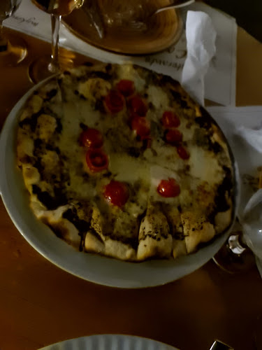 Μητροπόλεως 1, Hora 846 00