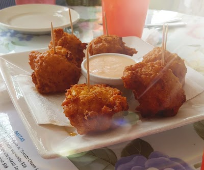 Photos of Wally's