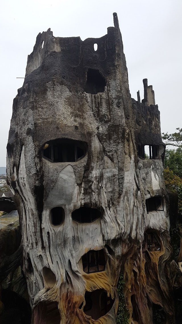 Crazy House