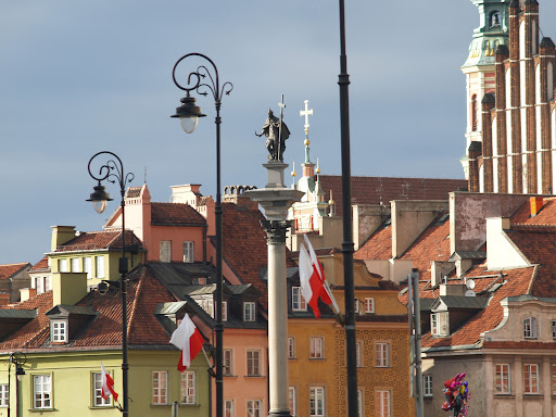 Przewodnik po Warszawie - AVERBIS - Zwiedzajmy Warszawę
