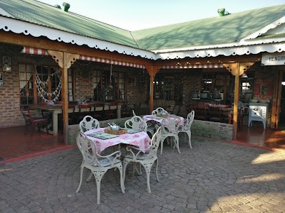 Photos of Antiek-Sjiek