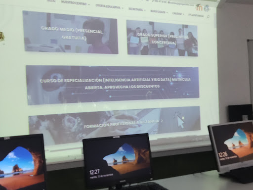 Centro de Enseñanza Concertada Gregorio Fernández