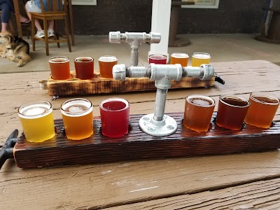 Montross Brewery & Beer Garden