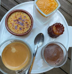 Photo n°11 de Restaurant La Guinguette de l’Ile du Roi Terrasse bord de Seine Triel Rive gauche Médan à Triel-sur-Seine (Lieu de mariage)