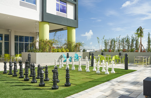 TruView Pool Bar - Visual