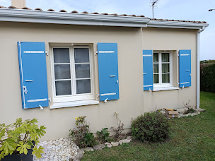 Photo n°21 de H.M. menuiserie agencement ébénisterie à Saint-Georges-des-Coteaux (Menuisier)