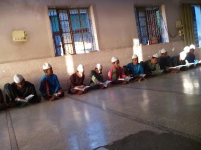 Photos of Shah Sultan Balkhi Mahisawar (R,A) Shrine