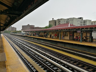 231 St Station