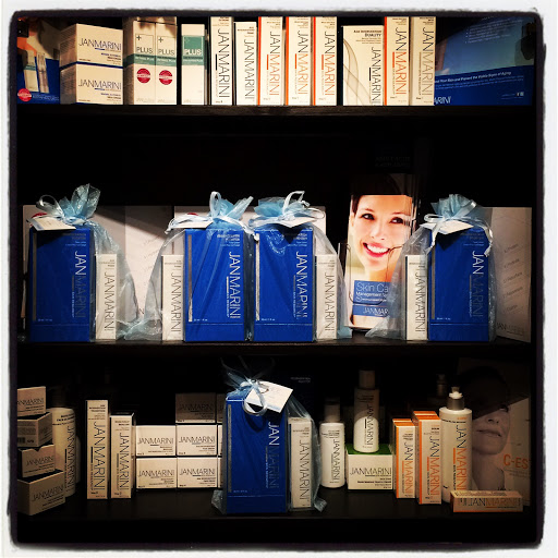 Skin Solutions by Wendi Gallery - United States