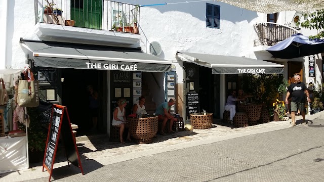 The Giri Café