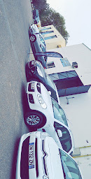 Photo n°6 de Benz Autos Select à Longvic (Garage automobile)