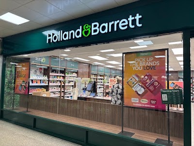 Holland & Barrett - Belle Vale