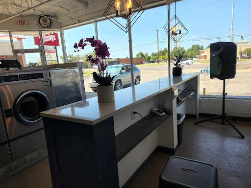 The Maverick Laundromat Gallery - United States