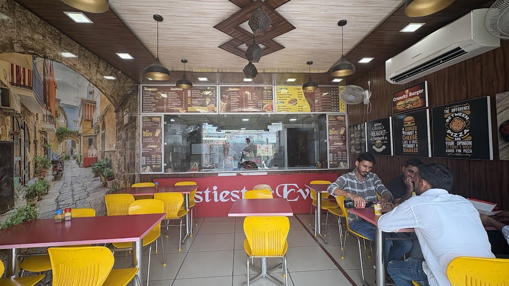 Crunchy Burger Jhajjar