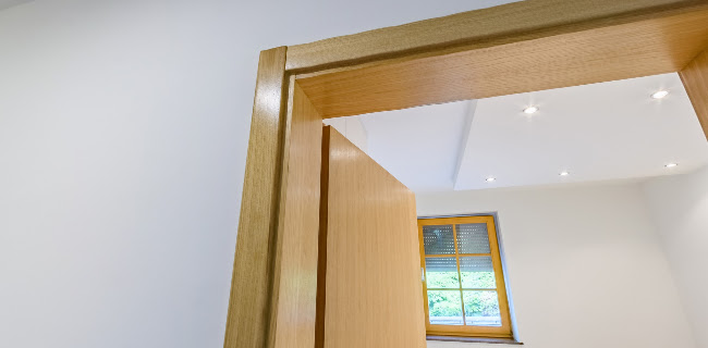 http://www.apartmani-izvor.com/