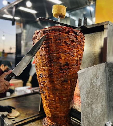 Leo's Tacos Truck by null