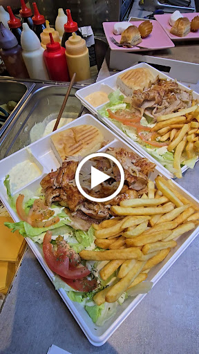 Photo 2 - ChezMeliss Kebab Gorron