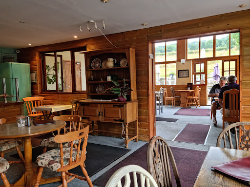 Oaklands Farm Café Logo
