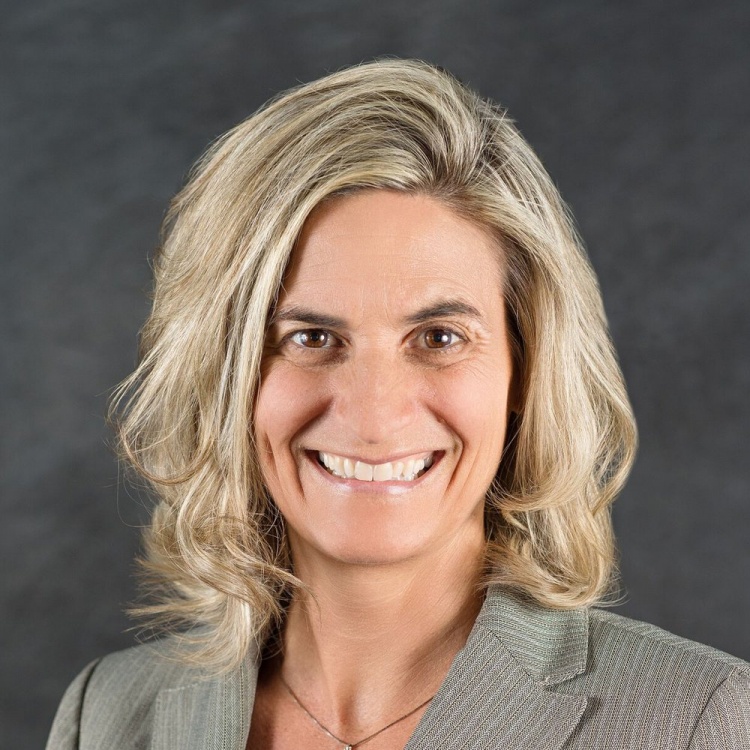 Shani L Gadwaw Msn Rn Crnp Fnp Bc