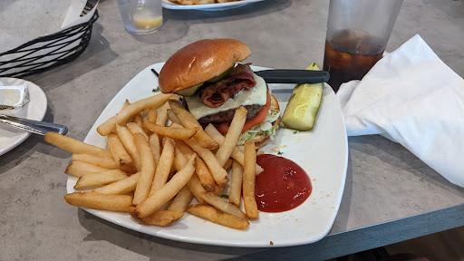 Endzone Restaurant and Bar - Thumbnail