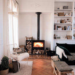 Photo n°15 de Aäsgard Laval - Poêle à bois - Poêle à granulés - Poêle de masse à Saint-Berthevin (Magasin de poêles à bois)