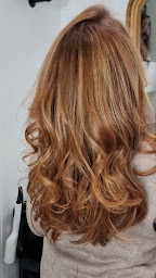 Photo n°24 de LADYBIRD PARIS à Paris (Salon de coiffure)